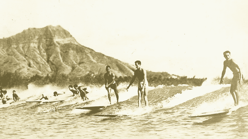 Polynesian Bare Surfing